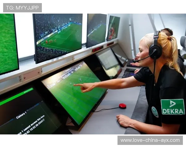 足球裁判视频助理技术全民讨论后推进